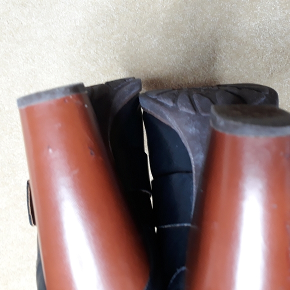 Korks by Kork-Ease Buckled Detail Booties Leather Wrapped Heel Size 9.5-41 - Picture 3 of 11